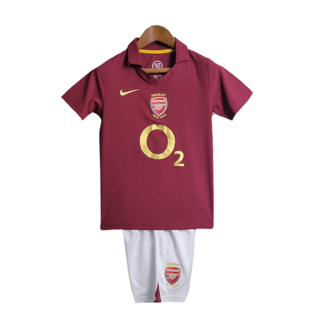 Kids Retro Arsenal Away Kit 05/06