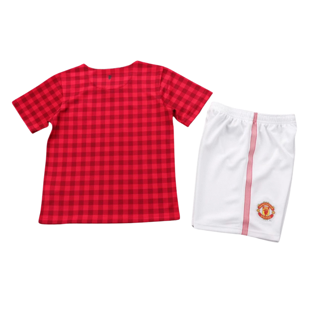 Kids Retro Manchester United Home Kit 12/13