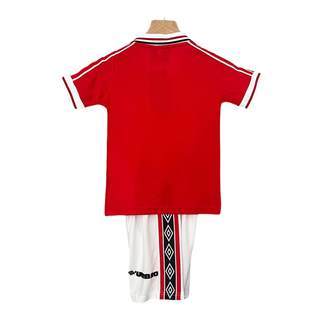 Kids Retro Manchester United Home Kit 98/99